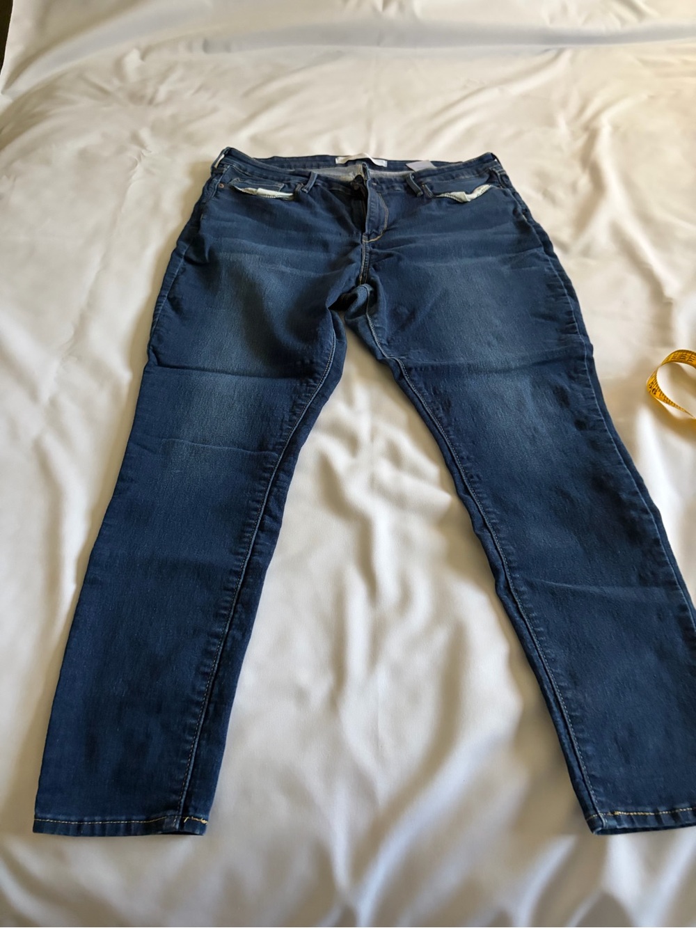 Signature Women's Dark Blue Stretch Skinny Jeans